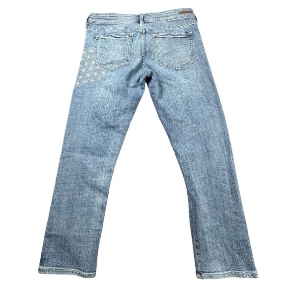 Pilcro Anthropologie Hyphen Patchwork Embroidered Straight Jeans 29 Medium Wash - Picture 2 of 10